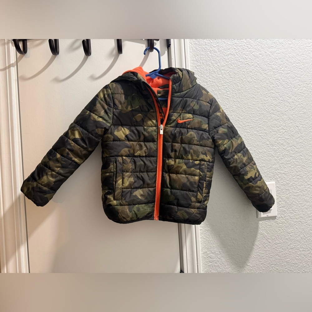 Nike Kids Camo Puffer Jacket – Woodland/Orange